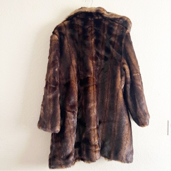 Vintage Fur coat by Terry Lewis Classic Luxeries Size 1x - Picture 2 of 11